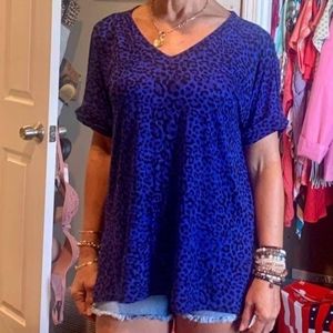 Women's boutique shirt sz. Small